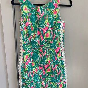 Lilly Pulitzer sleeveless dress in size 0.